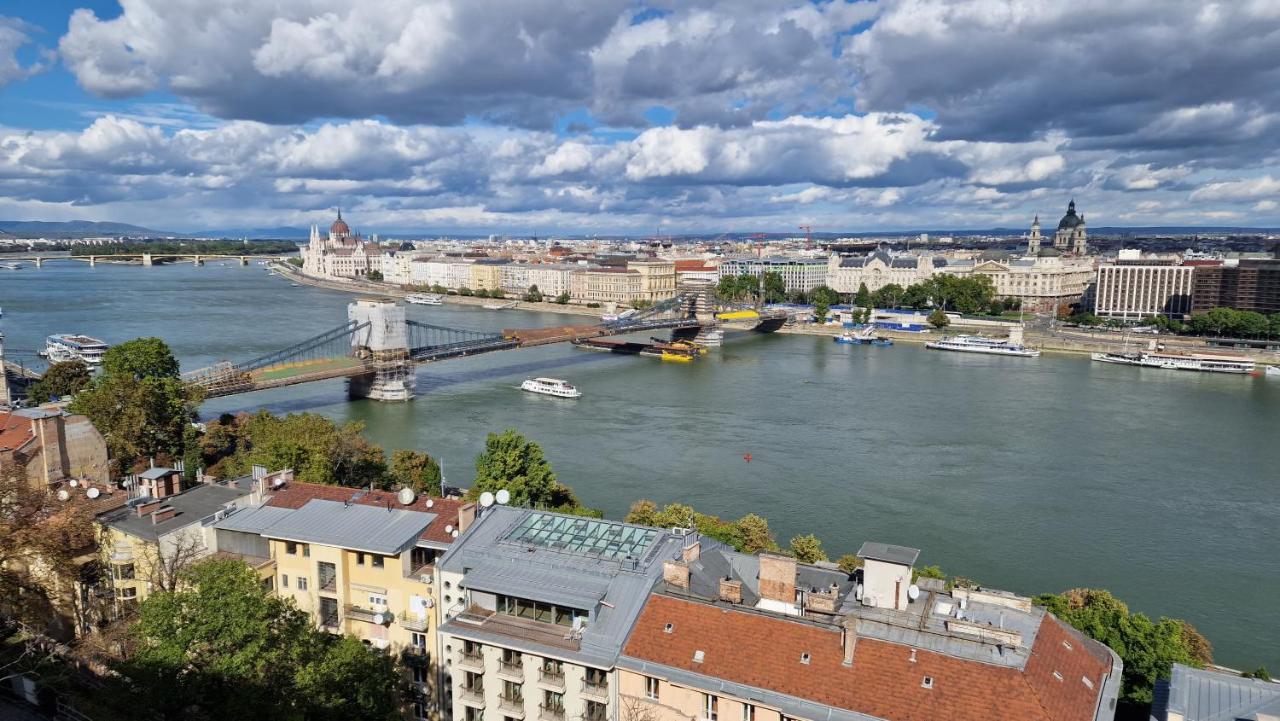 Parliament View Apartment Budapest Exterior foto